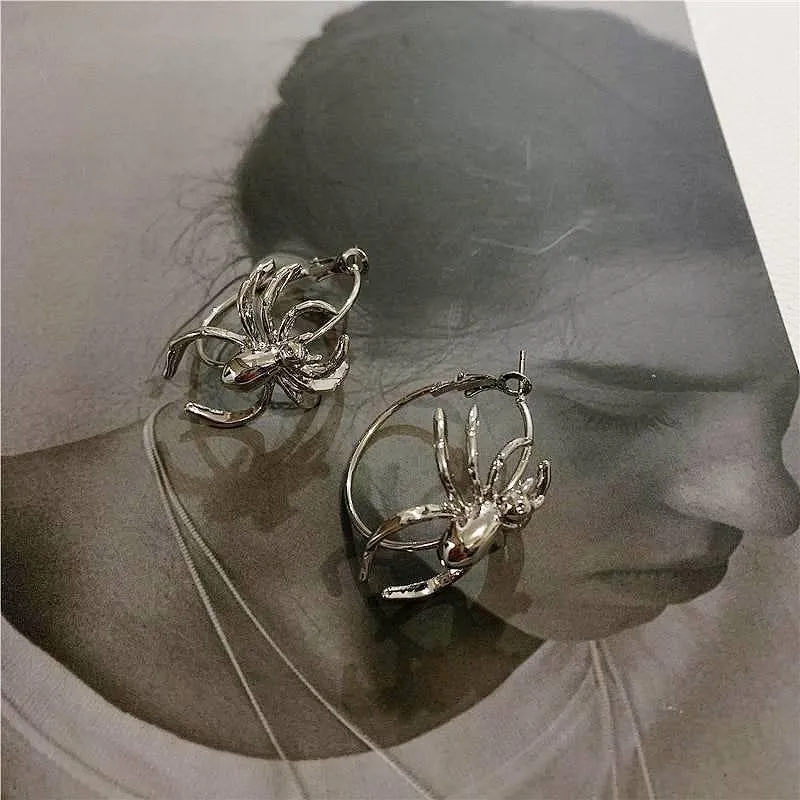 Crawling Spider Hoop Earrings
