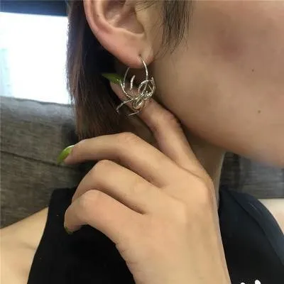 Crawling Spider Hoop Earrings