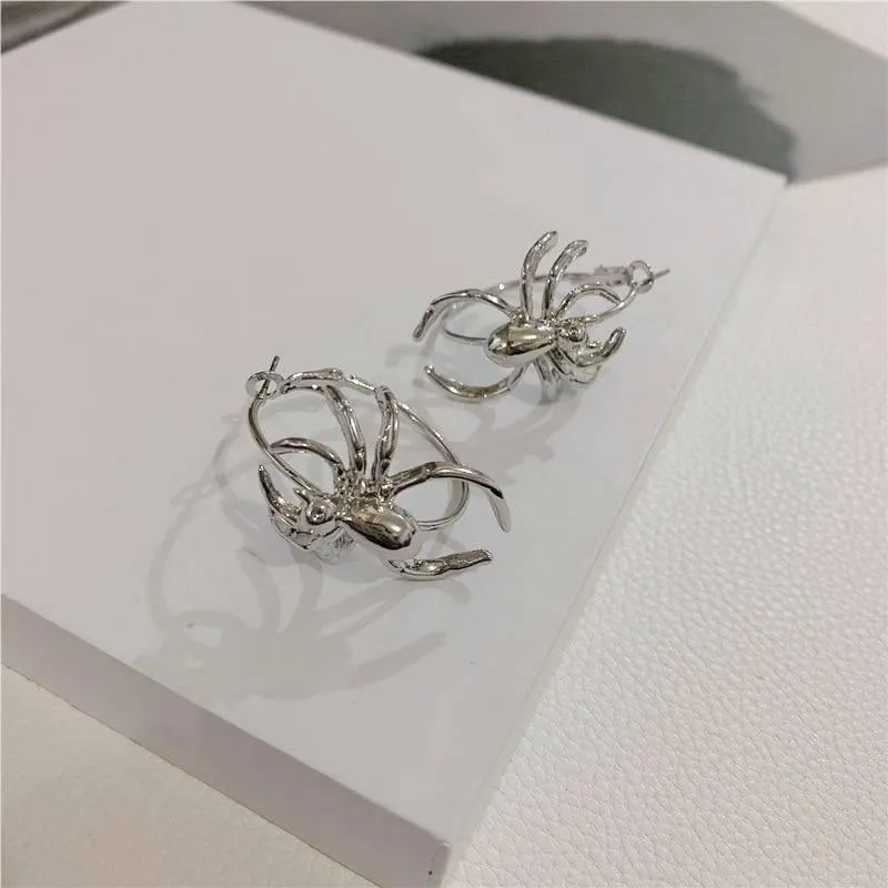 Crawling Spider Hoop Earrings