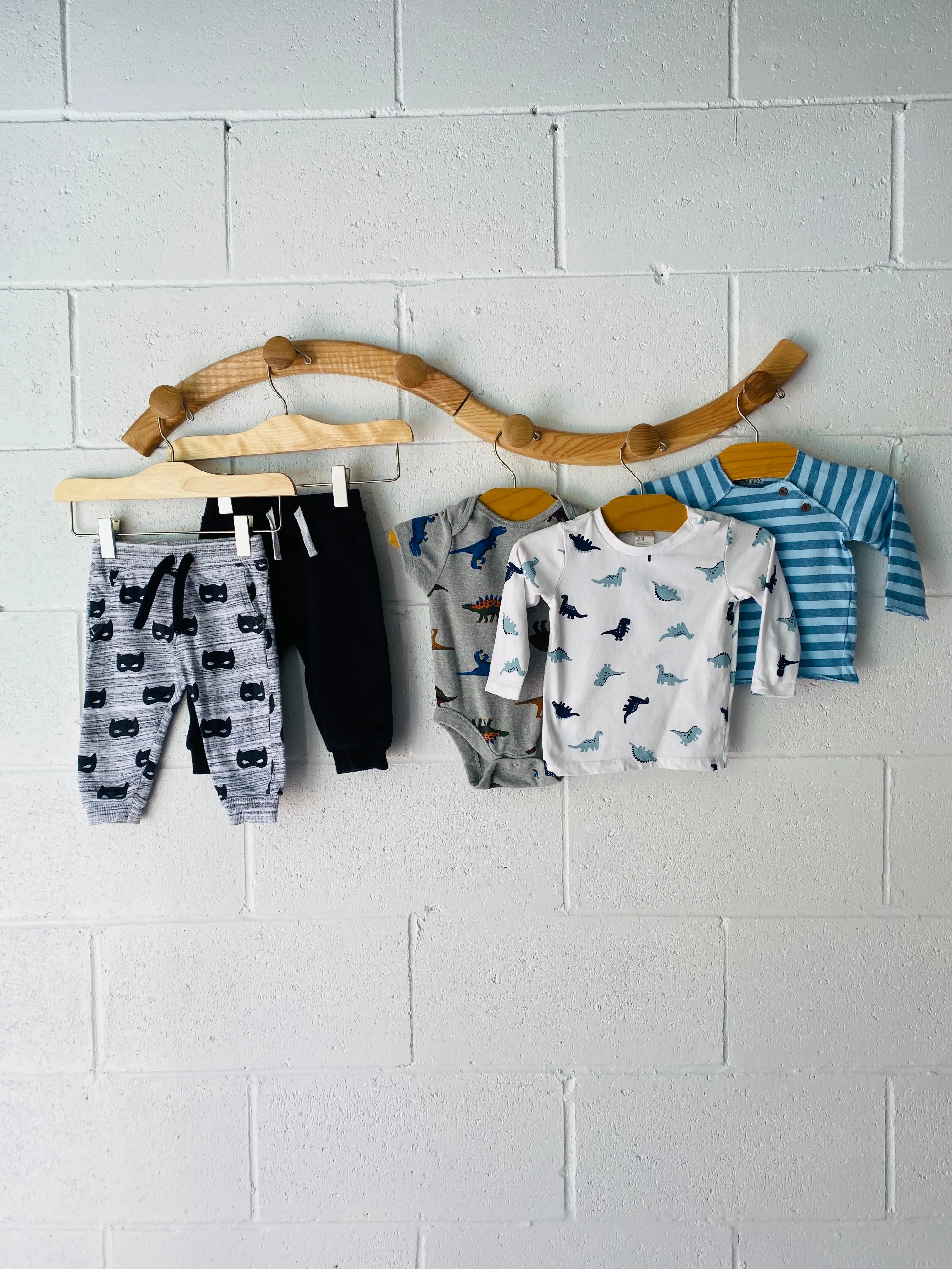 Dinos   Bats Bundle, 3-6 months