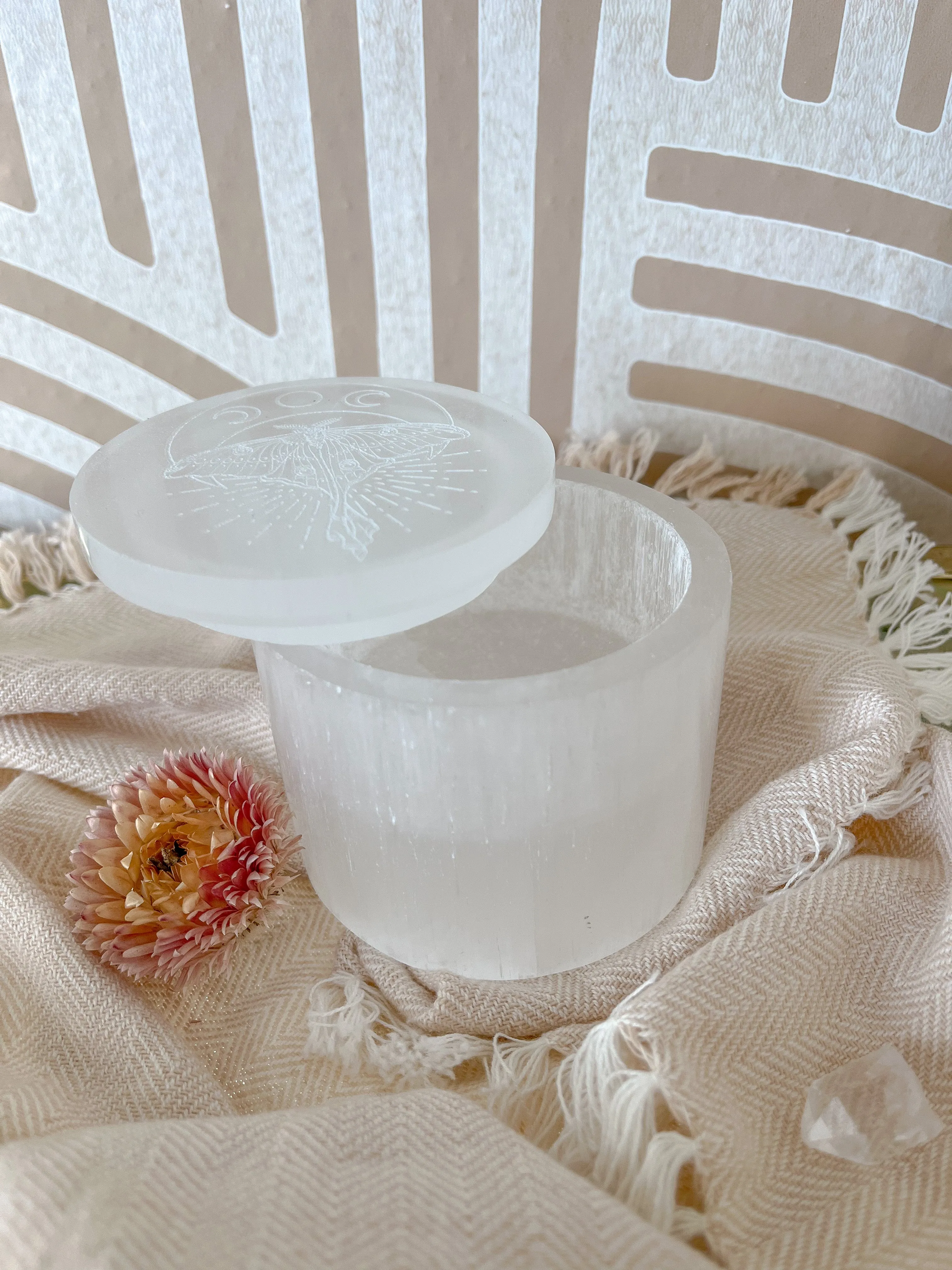 "Luna Moth" Selenite Jewelry Trinket Box