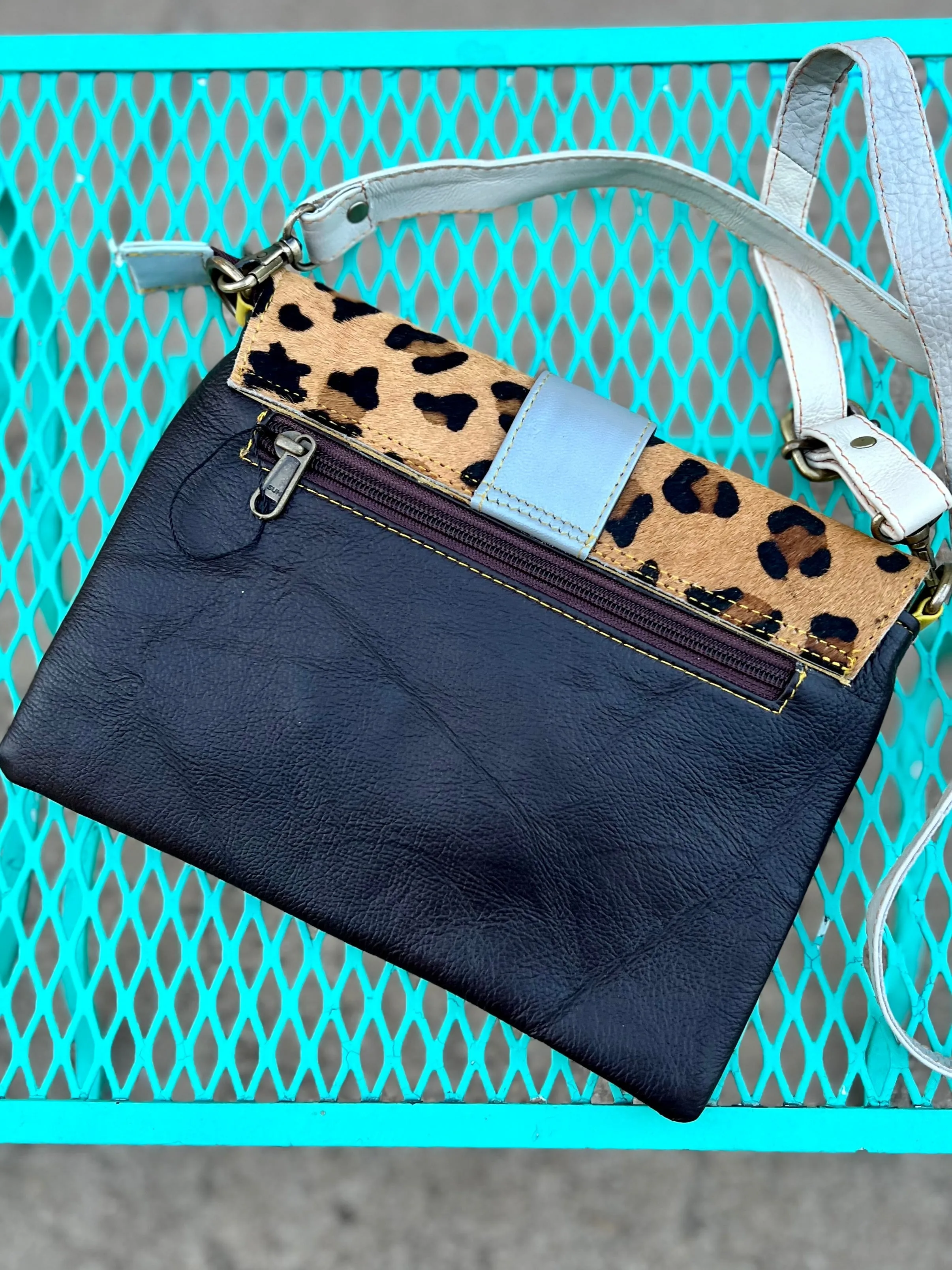 Sutton Leather Crossbody-3 Colors